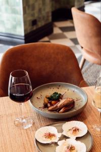 Oaks Townsville Hotel