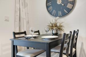 Magnolia Suite - Main Street Lodge in Berlin