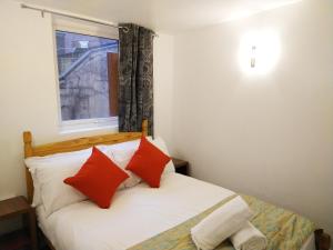 Park Lane Ground Floor Apartment - Workington Town Centre Location - Free Overnight parking