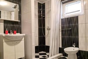 Apartments with parking space Polje, Krk - 18669