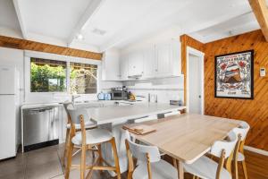 Torquay Boulevard Beach House