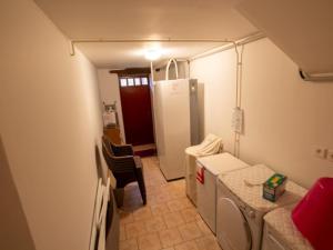 Maisons de vacances Gite Biron, 4 pieces, 6 personnes - FR-1-616-134 : photos des chambres