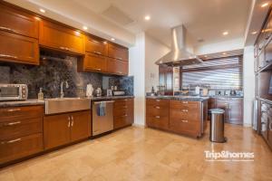 Playa de La Paz 3 BR Condo Access to Beach club