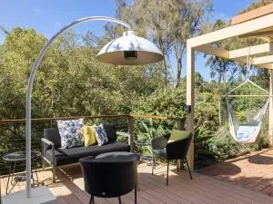 Quarterdeck - بورتسي