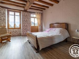 Maisons de vacances Gite Beaupreau-en-Mauges-Beaupreau, 3 pieces, 5 personnes - FR-1-622-73 : photos des chambres