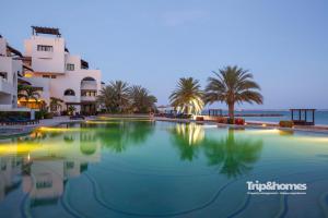 Playa de La Paz 1 Br Luxury Condo & access to Beach Club