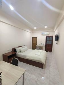 เอส ที อพาร์ทโฮเทล S.T.ApartHotel