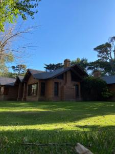 Casa Chalet Encuentros 1998 UBICADA A 1 CUADRA DEL MAR