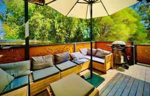 Central Parkside 5BR Home with Rumpus & King Bed