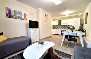 Al Glicine Apartments