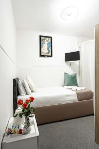 Lancaster Court Hotel