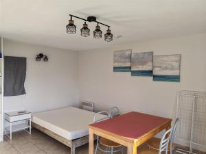 Campings Residence de Vacances - Location de gites Les Gabelous : photos des chambres