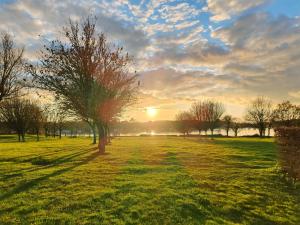 Campings Residence de Vacances - Location de gites Les Gabelous : photos des chambres