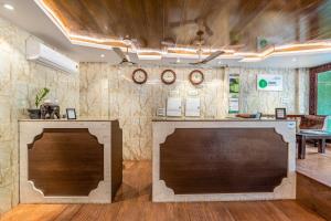 Treebo Grace Inn, 3 Min Walk From Promenade Beach