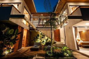 River Edge - Serene Villa in Pantai Nyanyi 7 mins to Beach