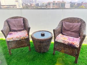 Executive Deluxe Apartment with Panoramic View in Heart of Gurgaon