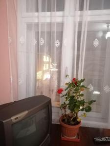 La 2 pași de Biserica Neagră