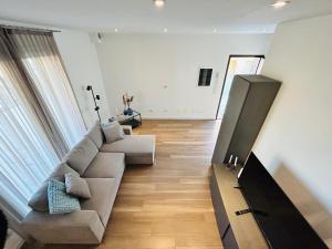 Menotti Attico-Flexrent Immobiliare Abissinia