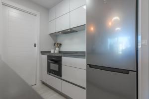 Los Camaleones by Ĥ- Playa de los Haraganes HLCH3103