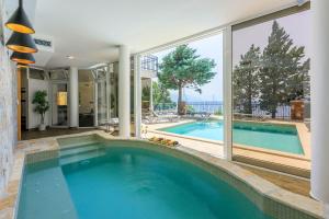 Luxusapartment mit Pool, Sauna, direkt am Meer