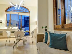 En Vogue by Hello Homes Sitges