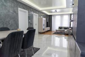 A-Dent luxury apartments & Dental Clinic