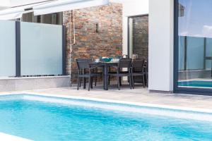 Exklusive Privatvilla in wunderbarer Natur