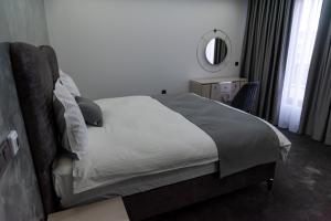 A-Dent luxury apartments & Dental Clinic