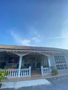 Teratak Tiga Homestay Padang Besar - 沙敦