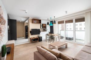 Wola Homely & Chic Apartment