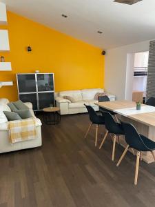 Belview - Beachfront apartments