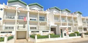 Casa Moderna - Atouguia da Baleia