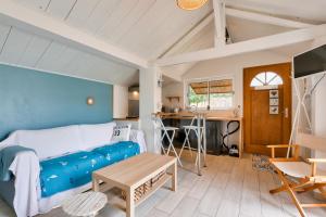 Chalets 2km des plages- Bassin d'Arcachon- Cocon pour 2 : photos des chambres