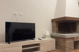 Fronte lago nel centro storico “La Casa del Lago”