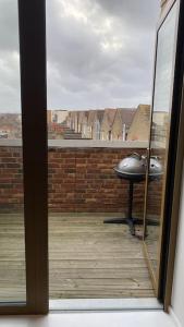 London Luxe: Stylish Studio