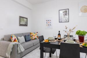 GuestHost - Pisa Bright and Modern apartment x4