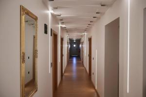 HOTEL SANTHYAGO TROFA