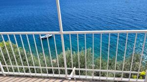 Apartments Timee first row to beach