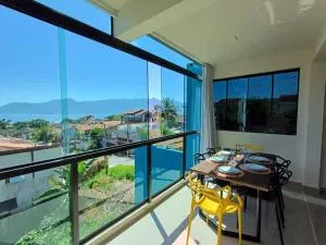 Apart. 120m² Vista para Ilha Bela e Mata Atlântica - São Francisco