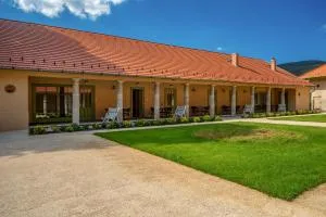 Kastély Üdülőház, Károlyi-kastély Füzérradvány - Mikóháza