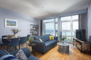 The Penthouse Forty Eight, Ocean 1