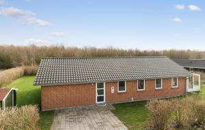 Four-Bedroom Holiday Home In Sydals