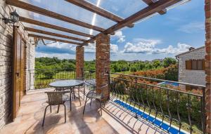 Gorgeous Home In Cabrunici With Wifi