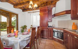 Gorgeous Home In Cabrunici With Wifi
