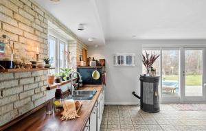 Gorgeous Home In Lundby With Wifi