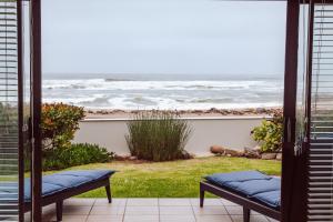 On the Beach at Molensicht 12