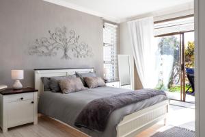 On the Beach at Molensicht 12