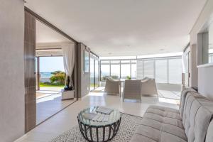 On the Beach at Molensicht 12