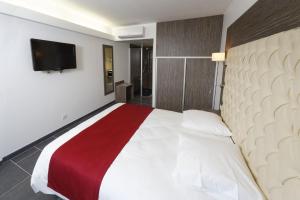 Hotels Hotel du Lac Foix : photos des chambres