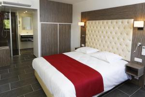 Hotels Hotel du Lac Foix : photos des chambres